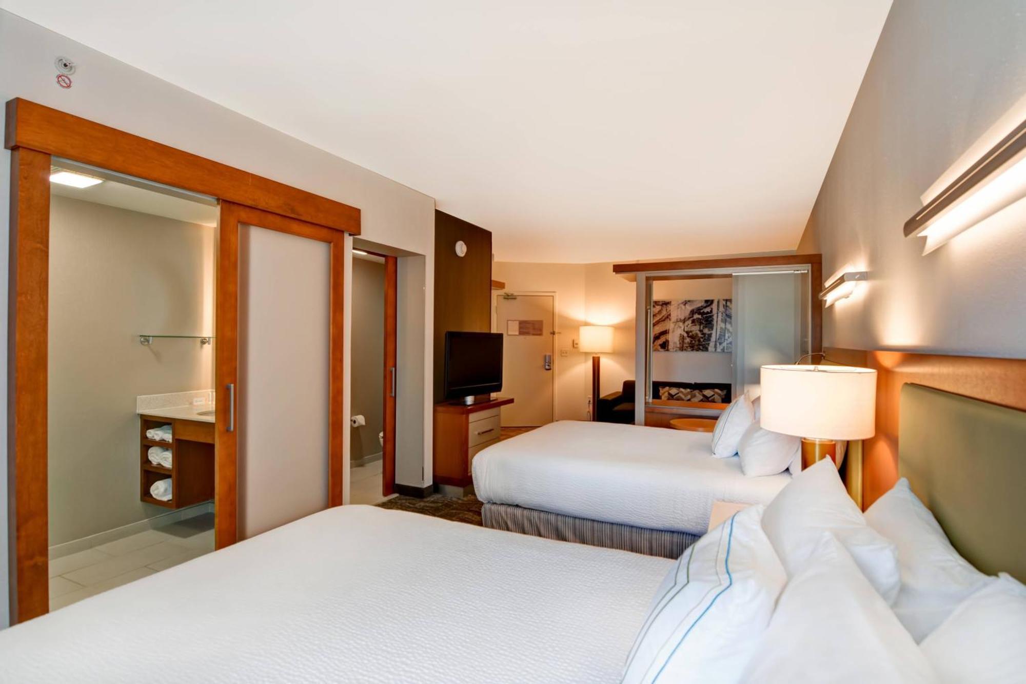 Springhill Suites By Marriott Cincinnati Midtown Exteriér fotografie