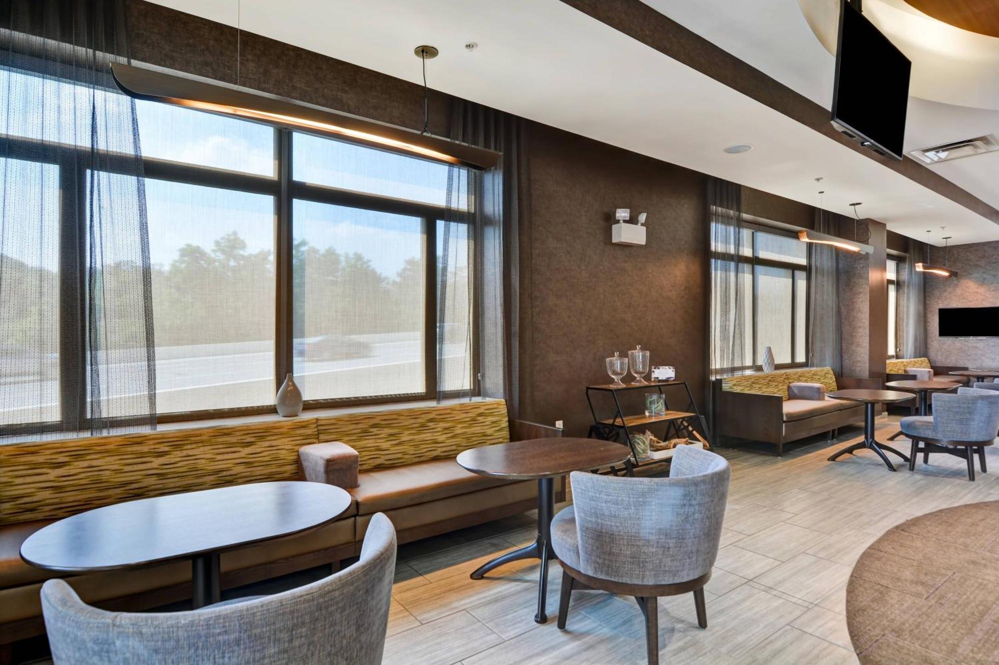 Springhill Suites By Marriott Cincinnati Midtown Exteriér fotografie