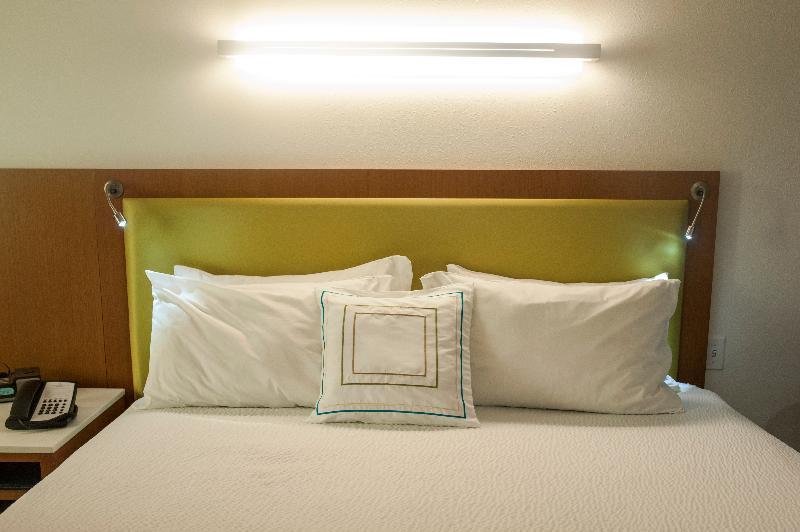 Springhill Suites By Marriott Cincinnati Midtown Exteriér fotografie